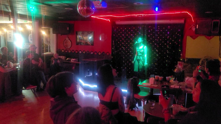 Karaoke (Showcase)